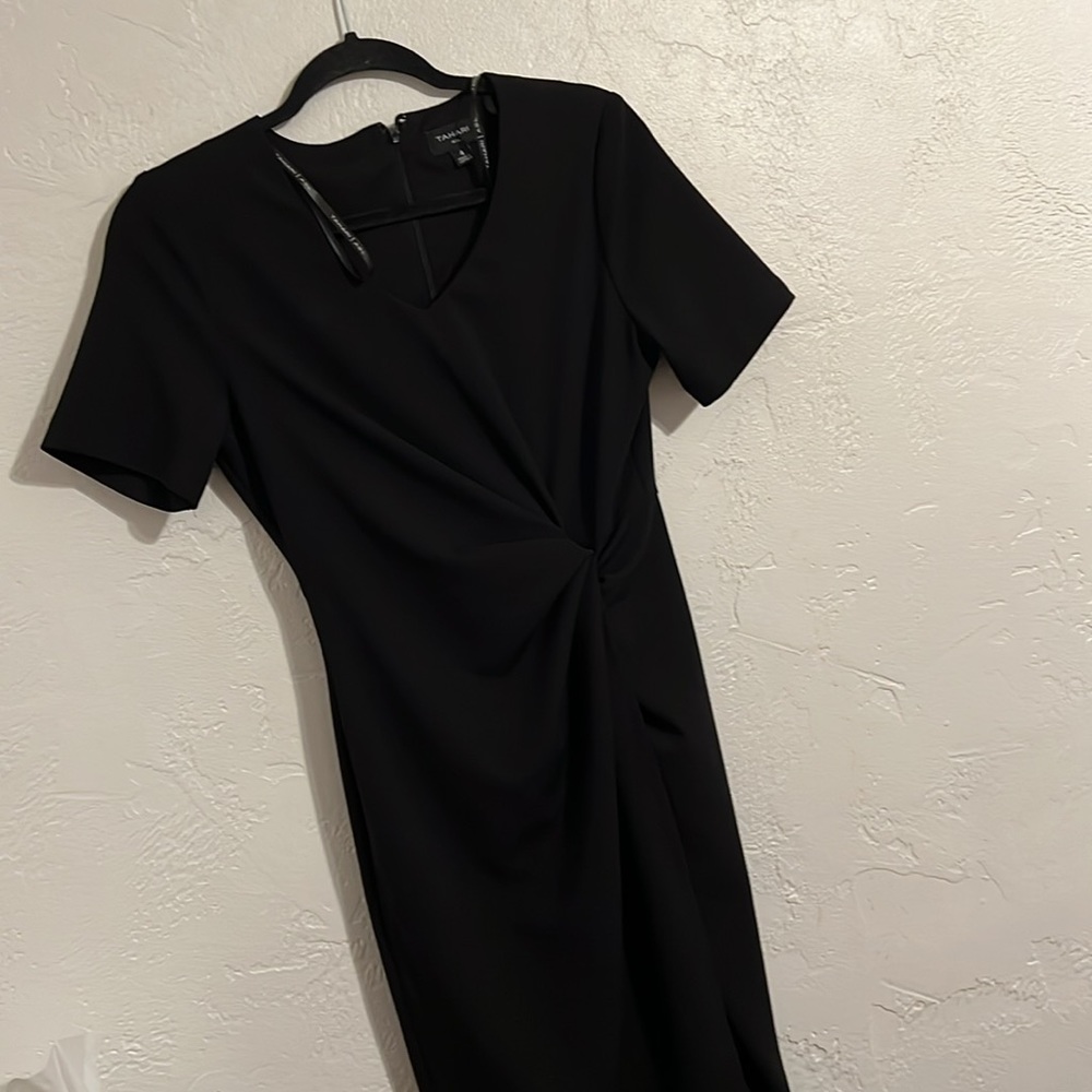 Stretch Crepe Side Knot Dress
Tahari ASL - Picture 10 of 10